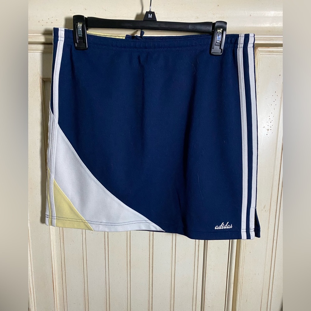 Adidas color block skirt size medium